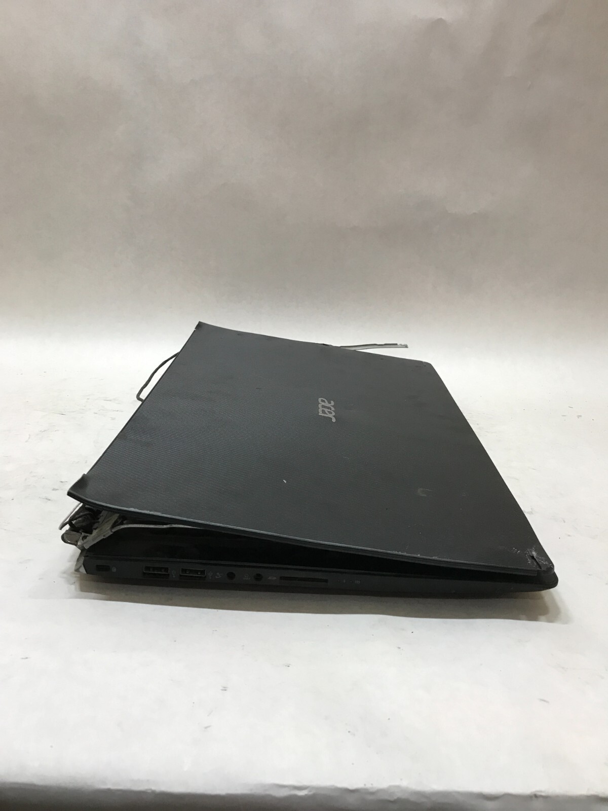 Acer Aspire V15 Black Edition VN7-593G-76SS Intel i7 7th Gen NO RAM GTX 1060 -DW