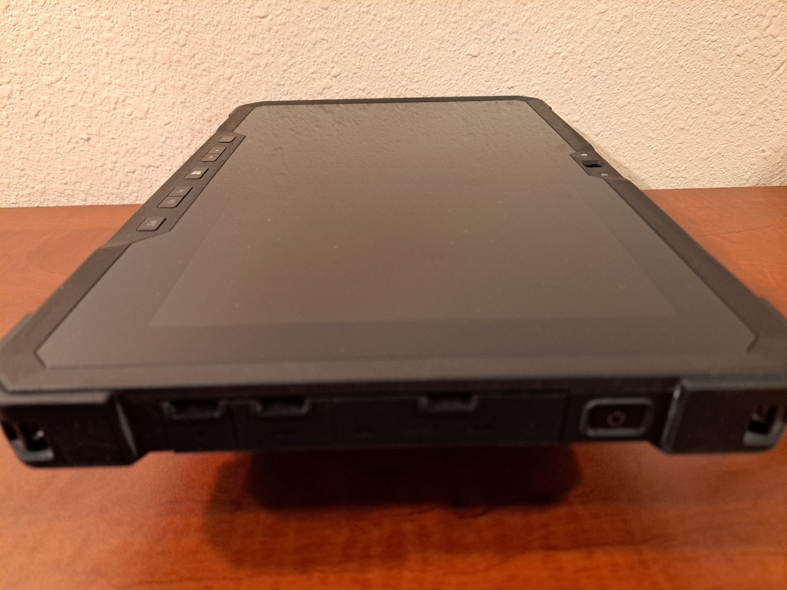 Dell Latitude 7212 Rugged Tablet i7-8650U, 16GB/256GB, Win 11, Charger, Battery