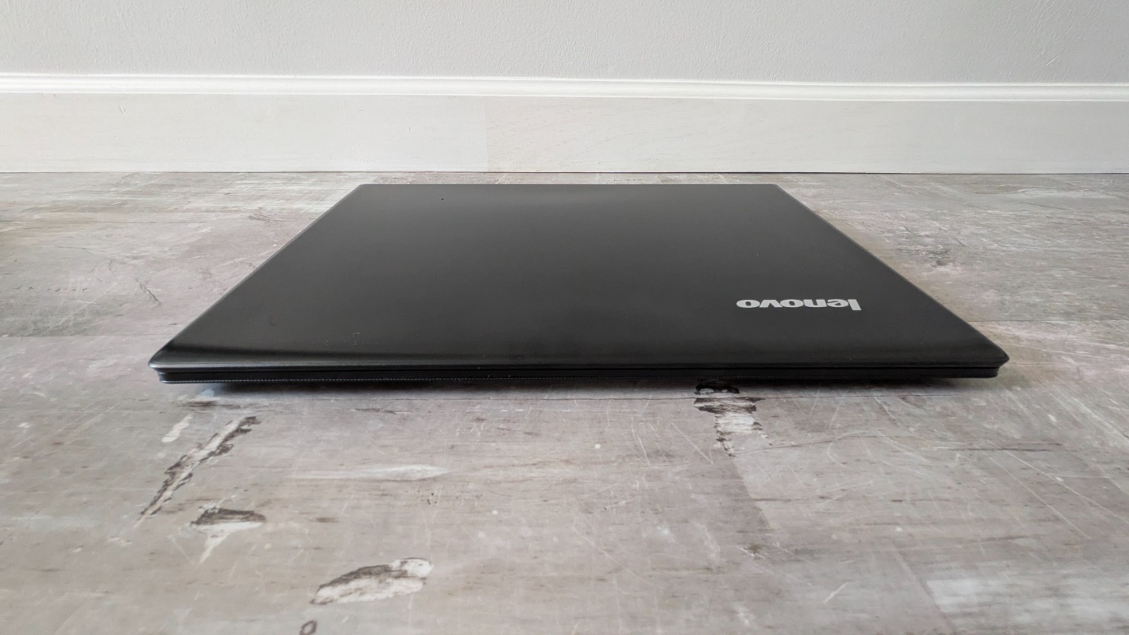 17.3” Lenovo Laptop Z70-80 – i7-5500U 2.40Ghz 8GB RAM – 1 TB SSHD – “as is”