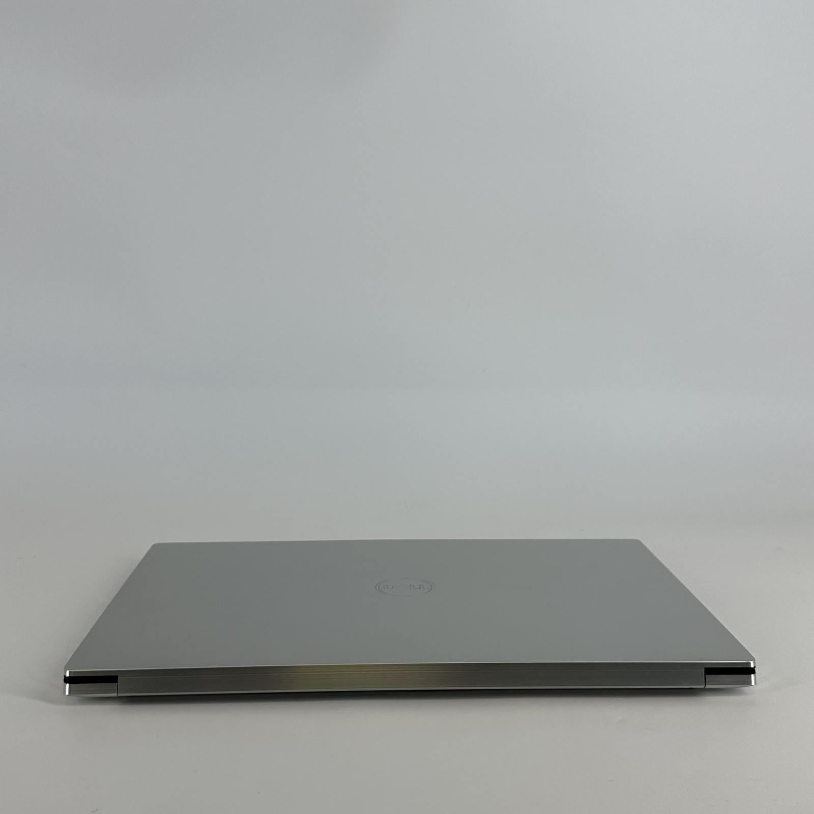 Dell XPS 15 9520 Silver FHD+ 2.5 GHz i9-12900HK 32GB 512GB SSD RTX 3050 Ti