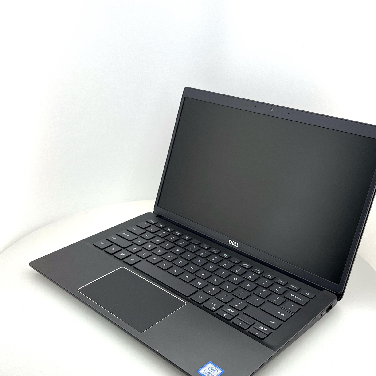 Dell Latitude 3301 Core i3-8145U@ 3.9 GHz 128GB SSD 4GB RAM Win 11 Pro