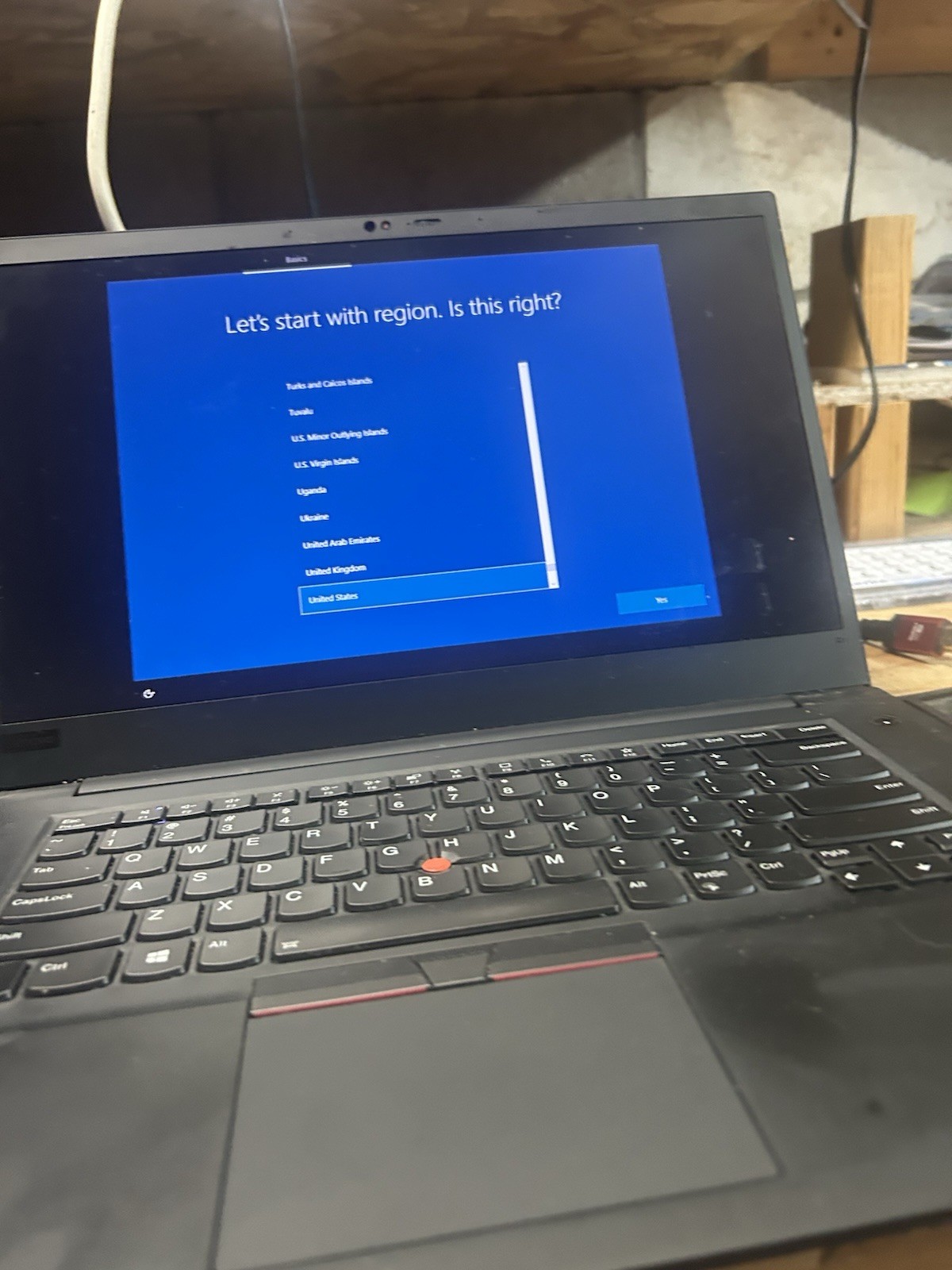 Lenovo ThinkPad 14″ Intel Core i5 6th Gen Windows 10 Black Laptop Webcam
