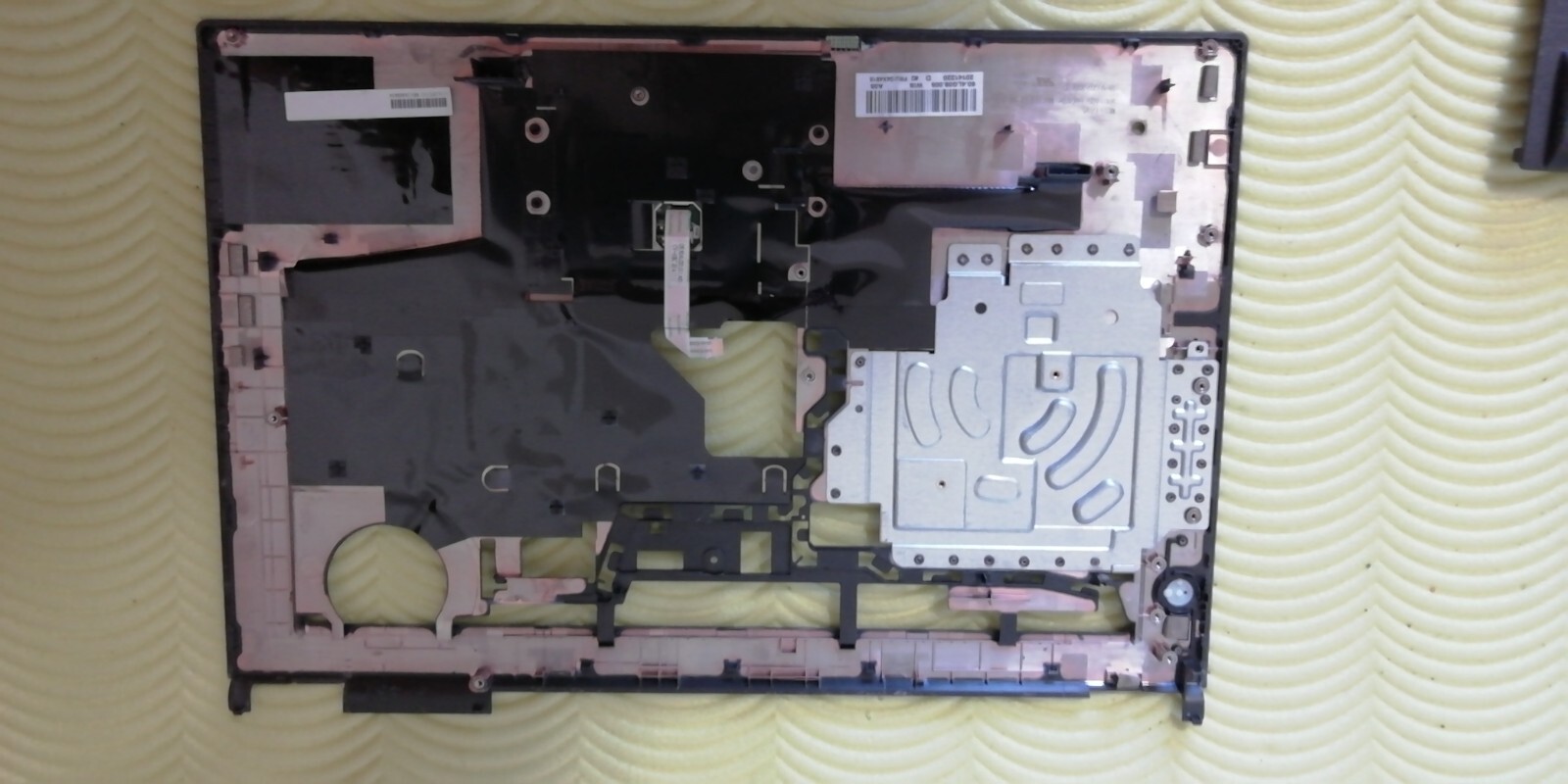Lenovo THINKPAD L440 Ctouchpad Palmrest