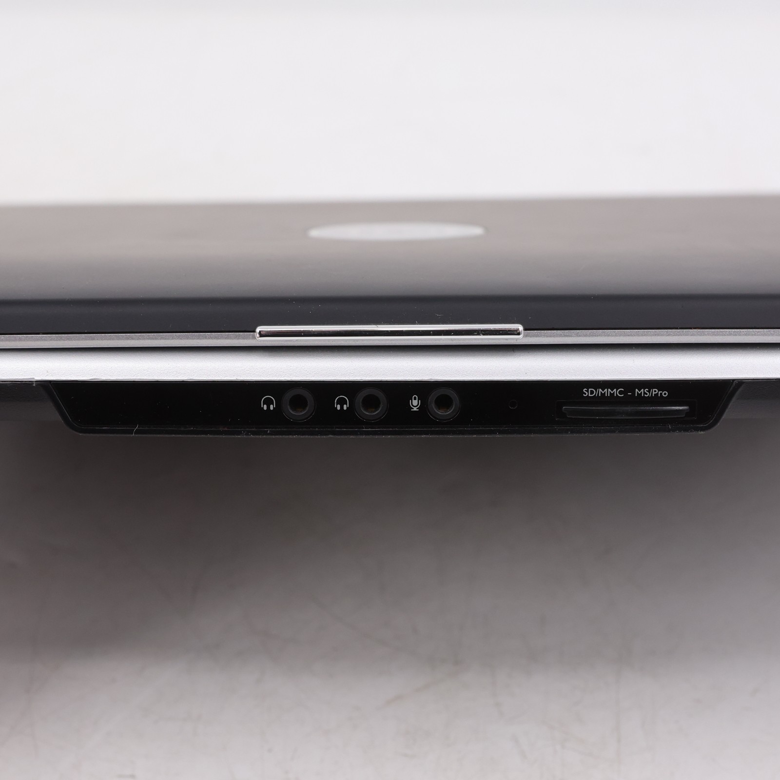 Dell Inspiron 1525 Laptop PP29L Intel Pentium 15.4″ Windows Vista Black