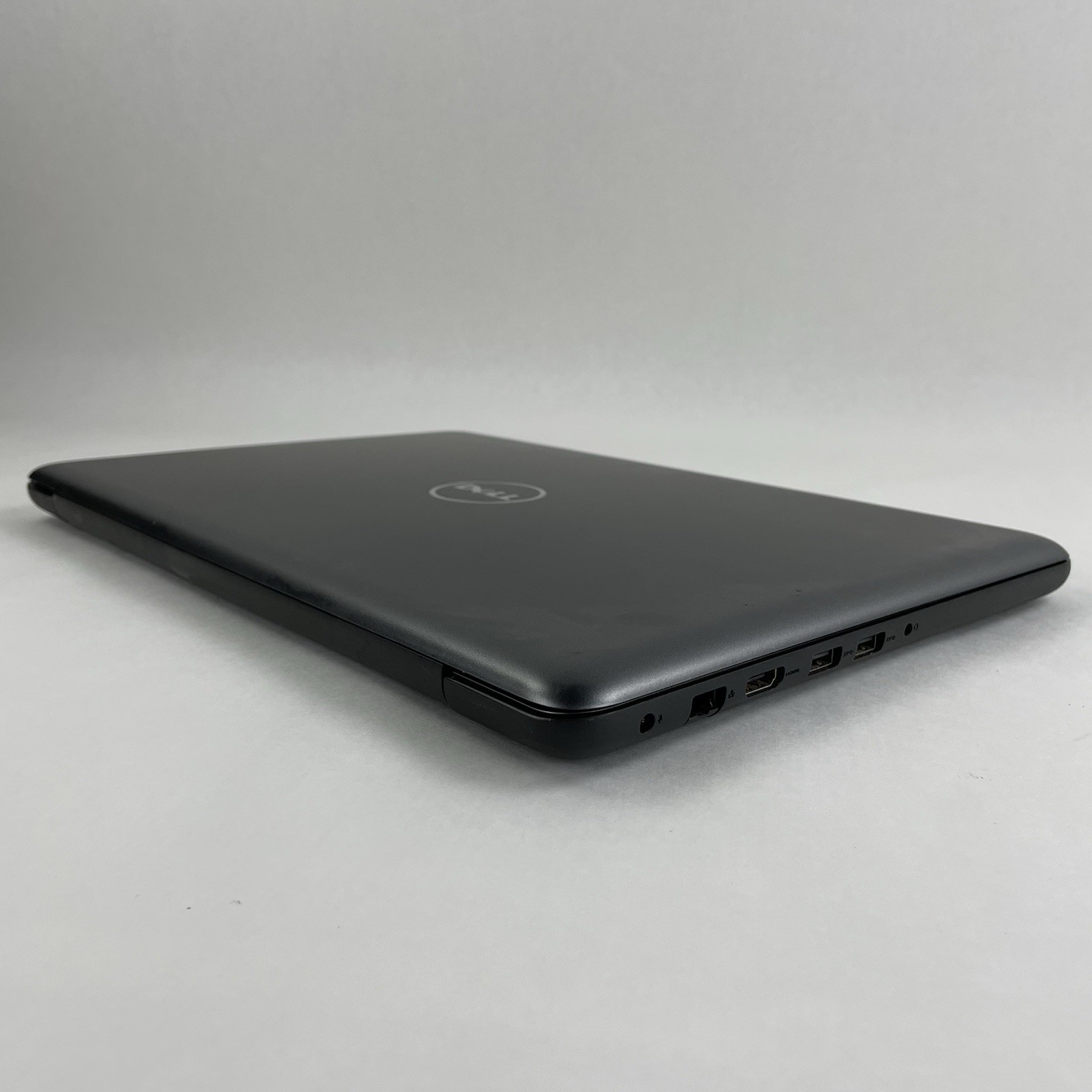 Dell Inspiron 5567 15.6″ i5-7200U 2.50 GHz 8 GB RAM No SSD/OS/AC