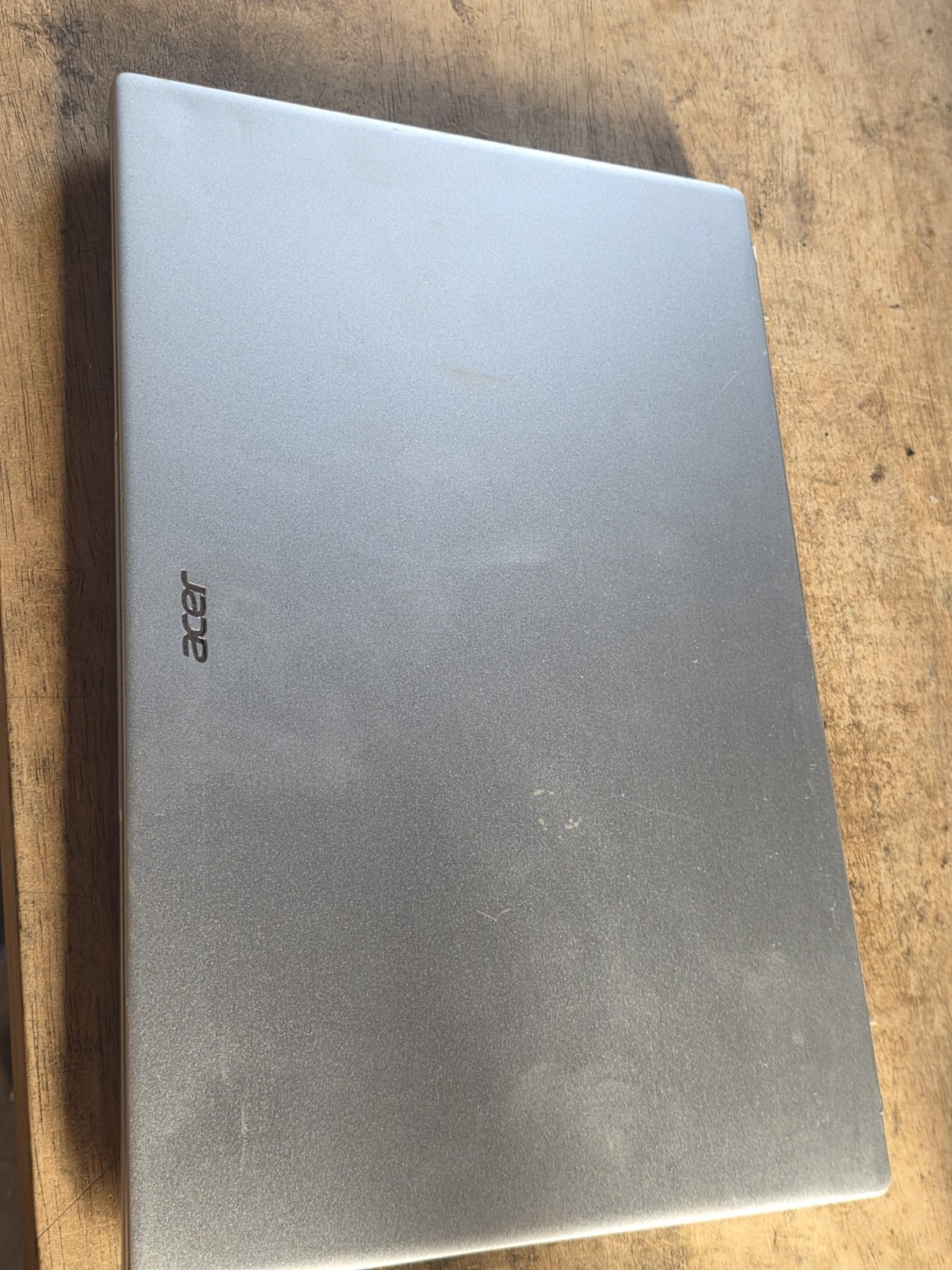Acer Swift 3 SF314-512T-76CS 14″ Touchscreen Laptop Intel Core i7-1260P 16GB Nob