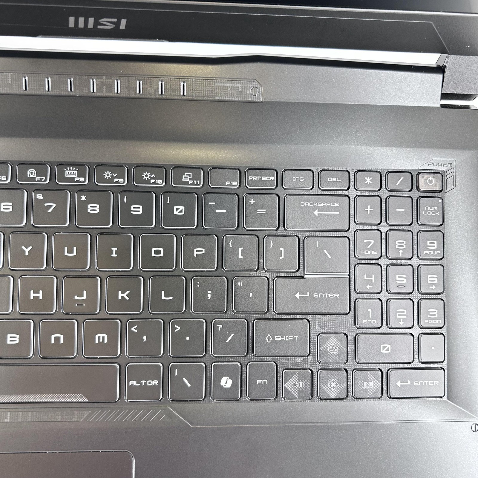 MSI Katana A15 AI 15.6 144Hz FHD 4.0 GHz Ryzen 9 8945HS 32GB 1TB SSD RTX 4070