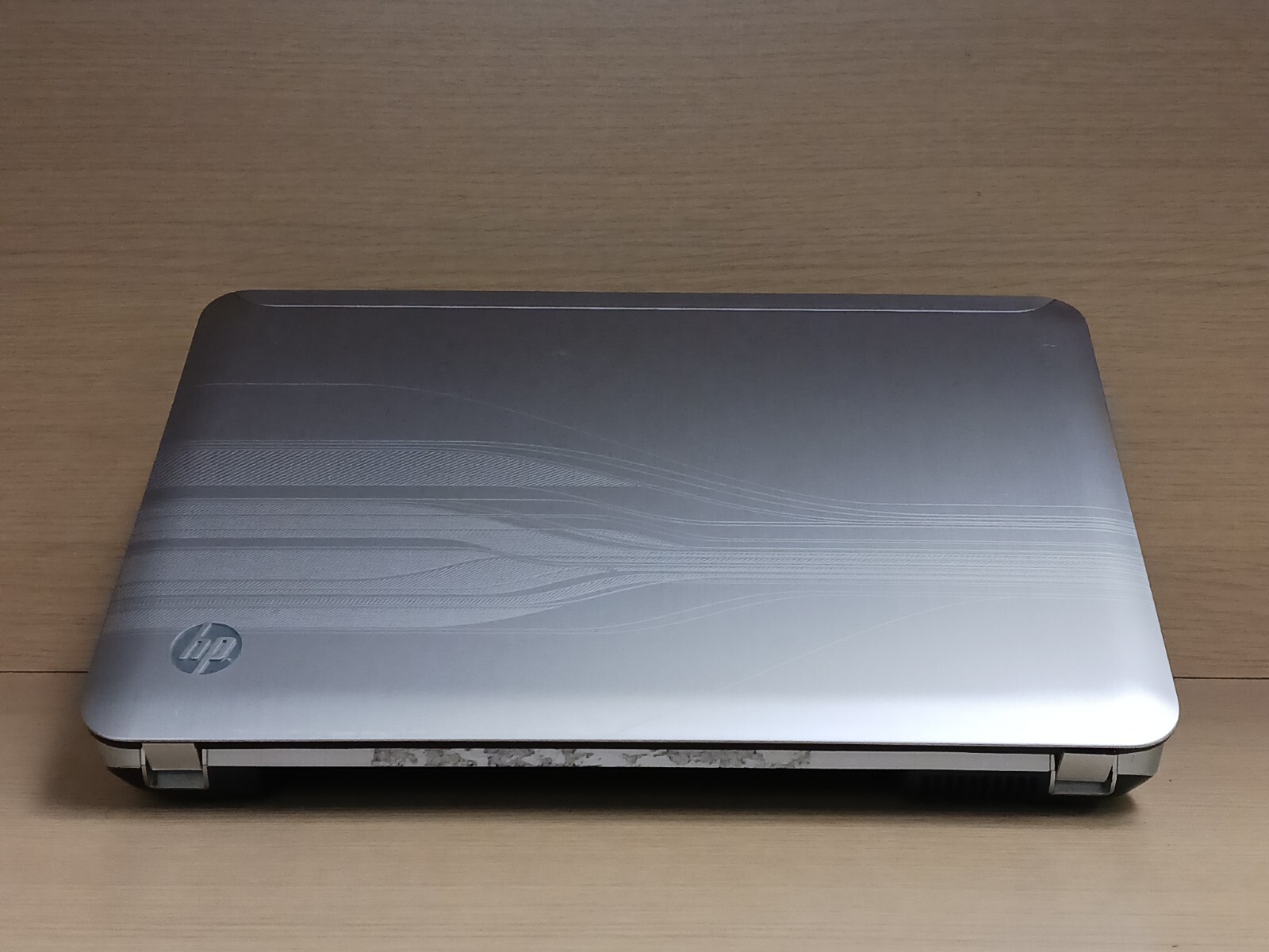 HP Pavilion dm4 Laptop Cracked Screen, No Battery, No A/C Adapter FPONW PLS READ