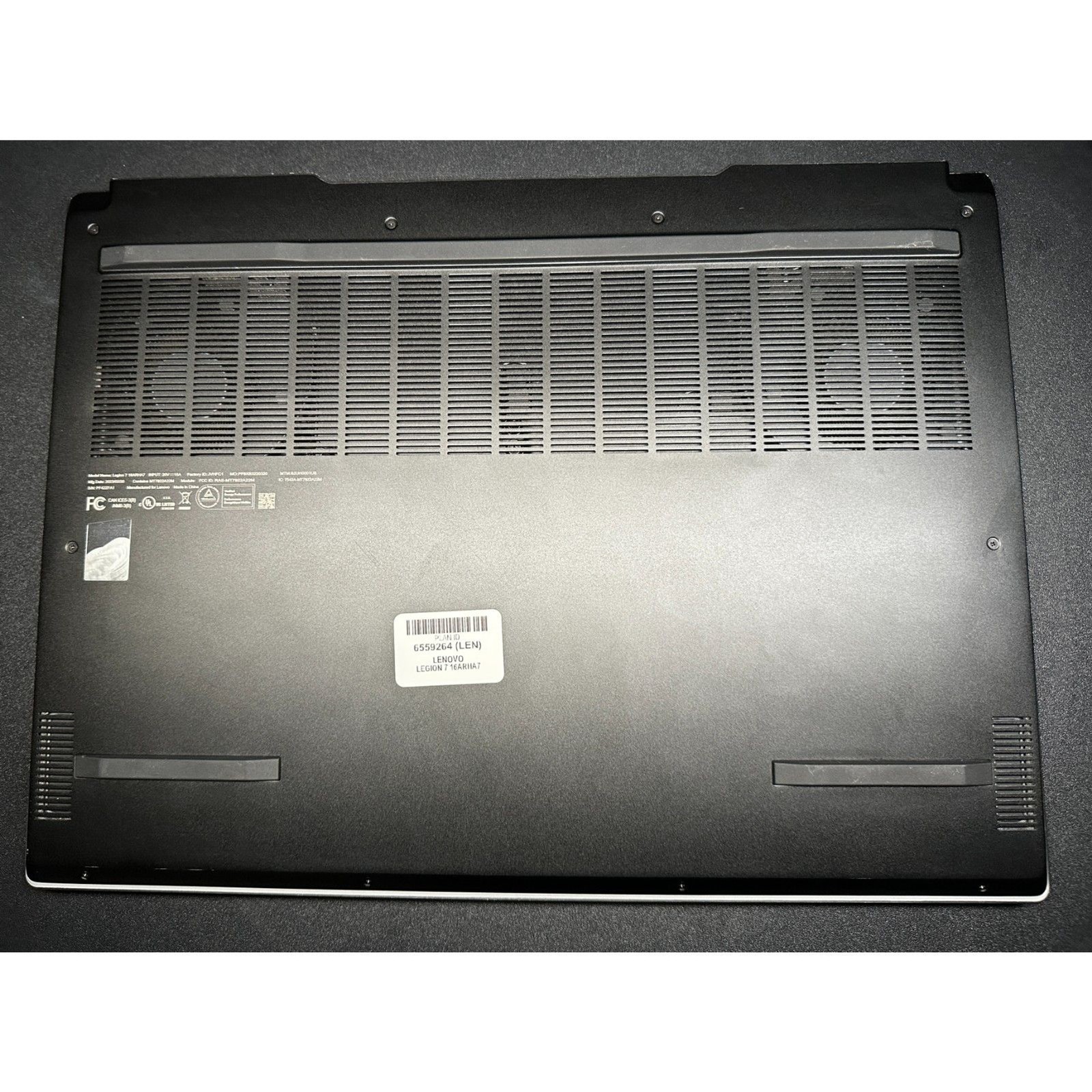Lenovo Legion 7 16ARHA7 Ryzen 9 6900HX 32GB 2TB RX 6850M XT 16″