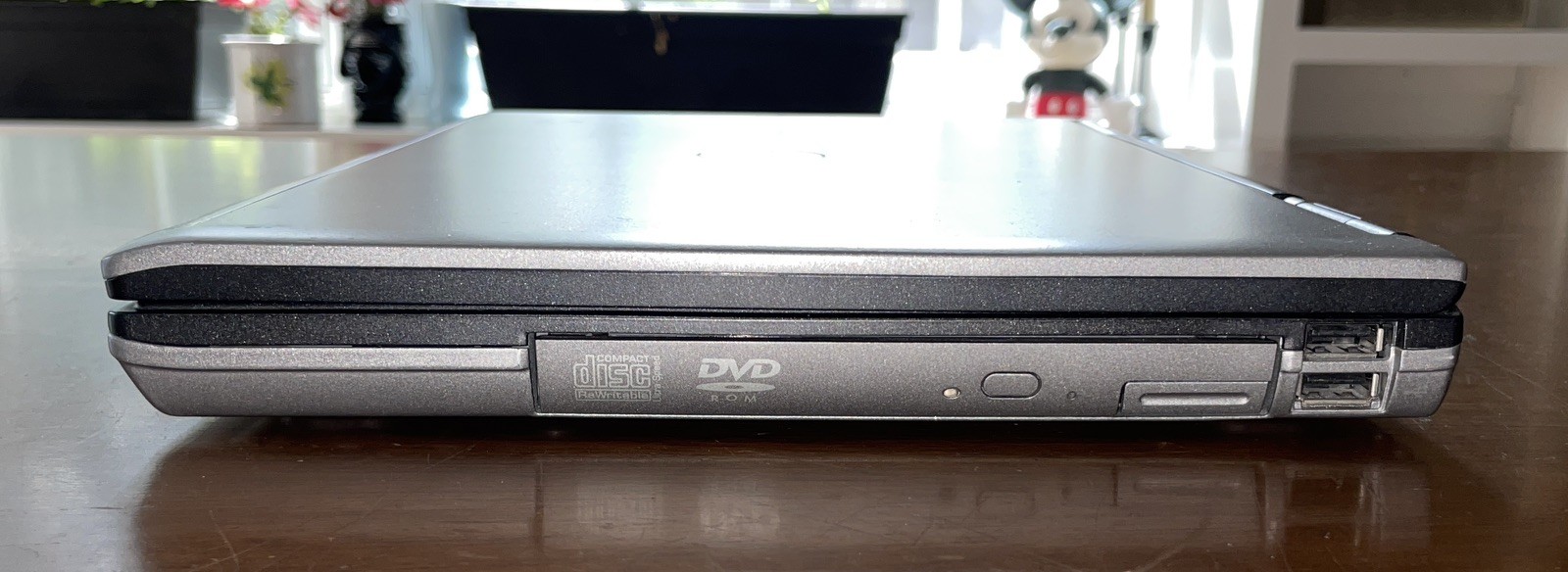 Dell Latitude D620 Retro Windows XP Laptop (9WB1)