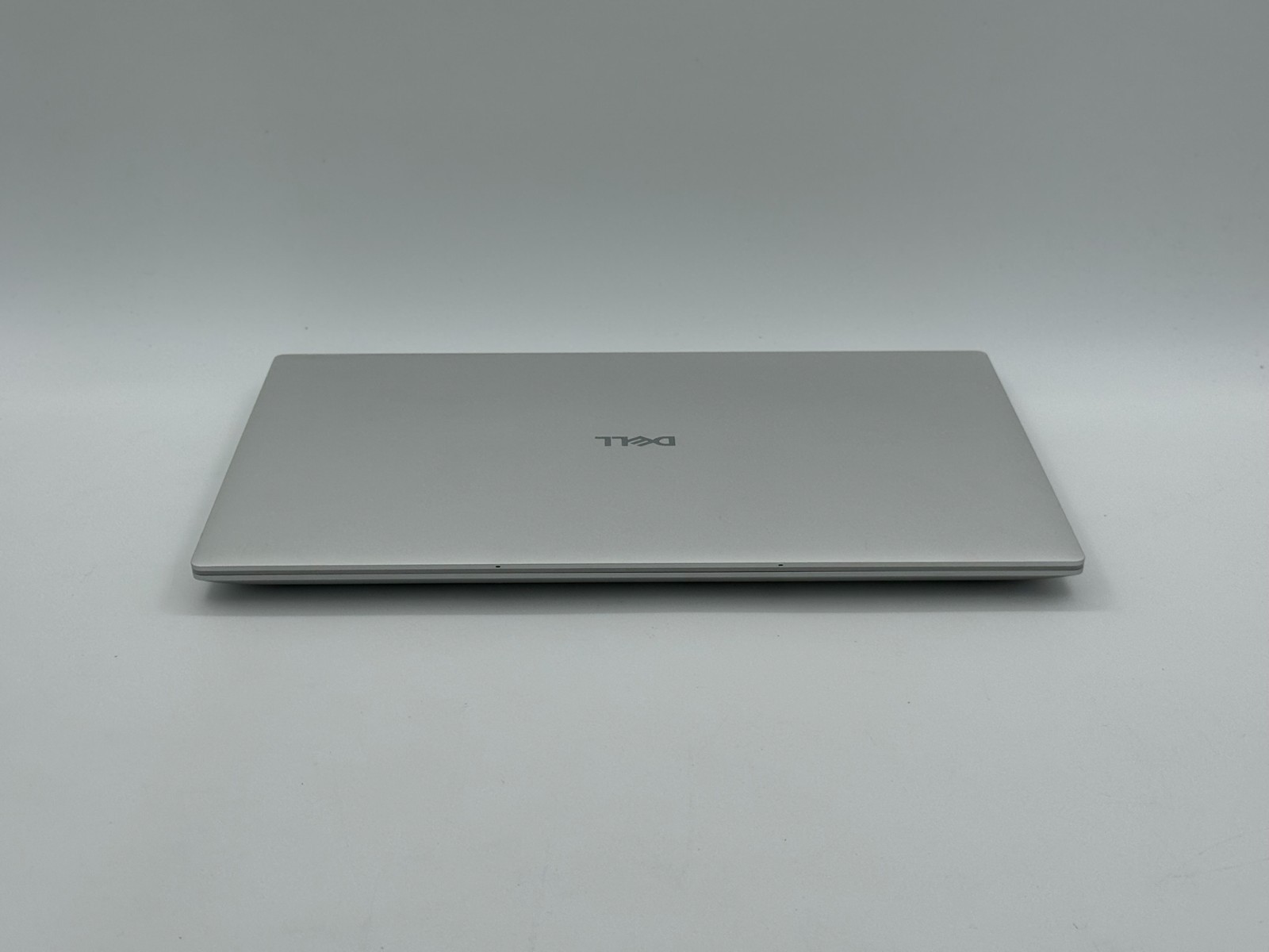 Dell Premium 14.5″ 3.2K OLED Touch Laptop Intel Ultra 7 255H 32GB 1TB SSD