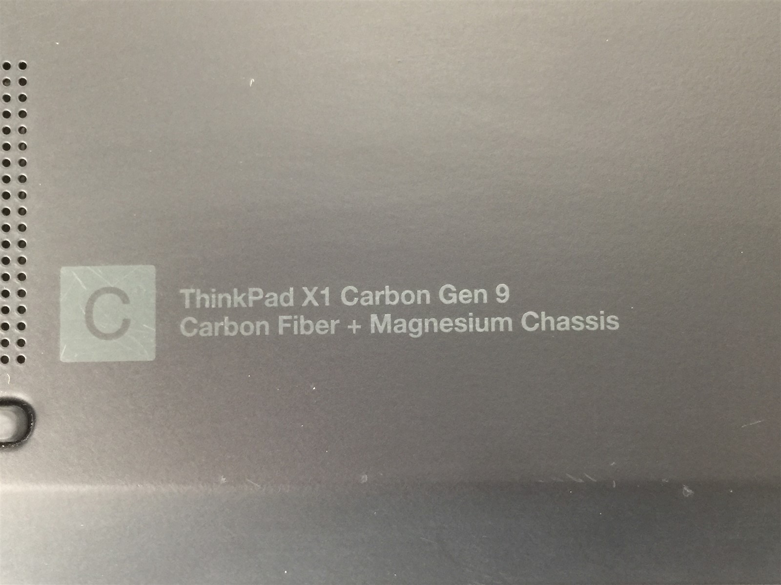 Lenovo ThinkPad X1 Carbon Gen 9 i7-1185G7 4.80GHz 16GB RAM 256GB SSD Win 11 Pro