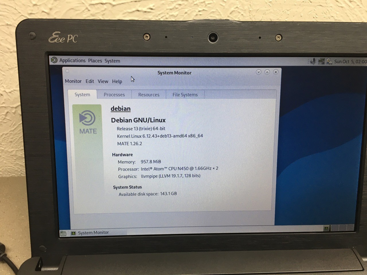 🤖 ASUS Eee PC 1001px 10.1″ LCD 1GB 1.66GHz Intel ATOM N450 160GB HD Debian 13