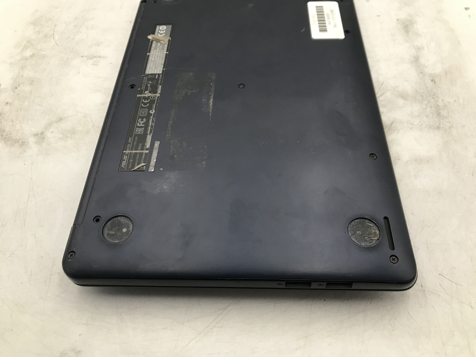 ASUS EeeBook X205T – FOR PARTS/REPAIR – INTEL ATOM Z3735F – 2GB RAM – READ – BB!