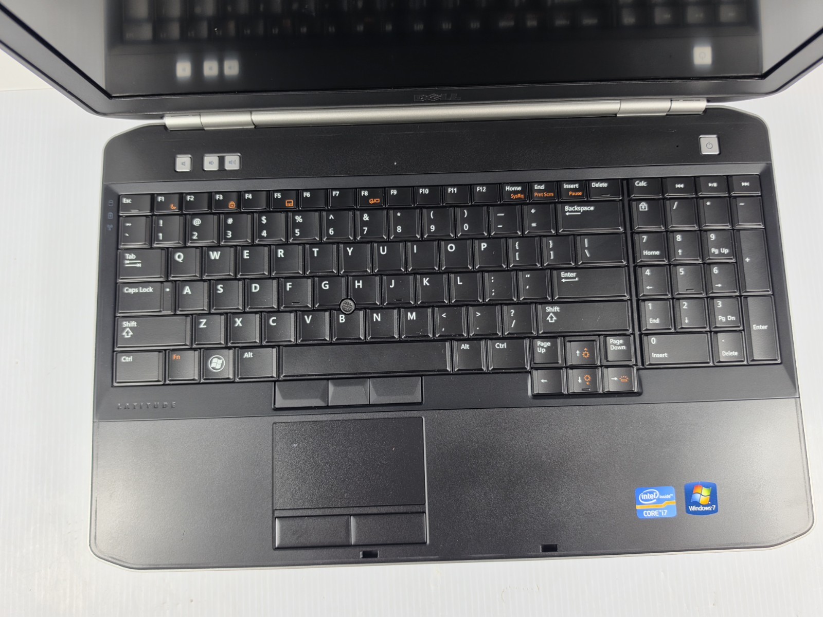 DELL Latitude E5520 15.6″ FHD i7-2640M@2.80GHz 8GB RAM 128GB SSD Windows