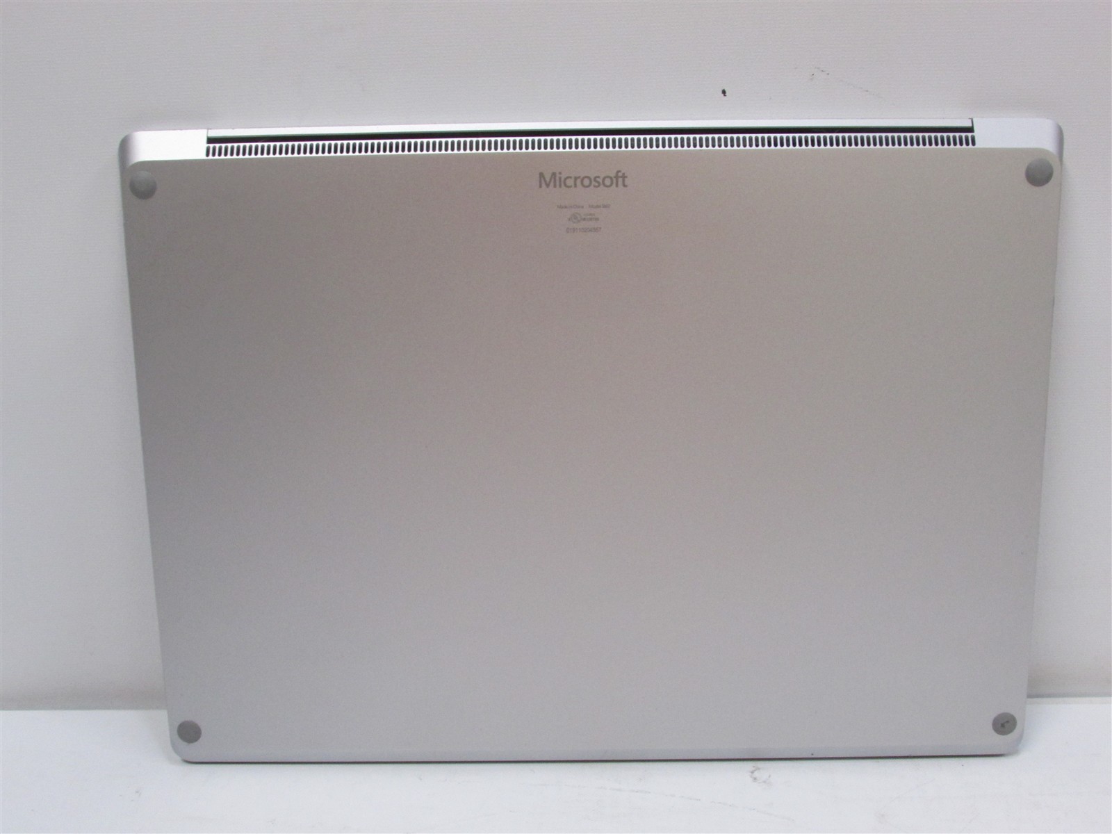 Microsoft Surface Laptop 3 1867 i7-1065G7 1.3GHz 16GB 512GB 13.5″ Windows 11 Pro