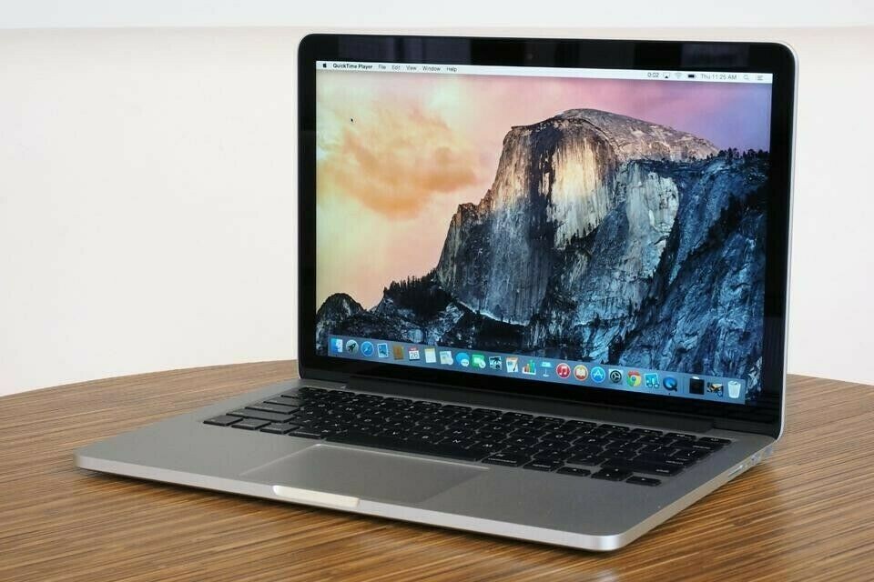 Apple MacBook Pro A1502 13.3″ Laptop – MF843LL/A (Early 2015) (Broken Screen)
