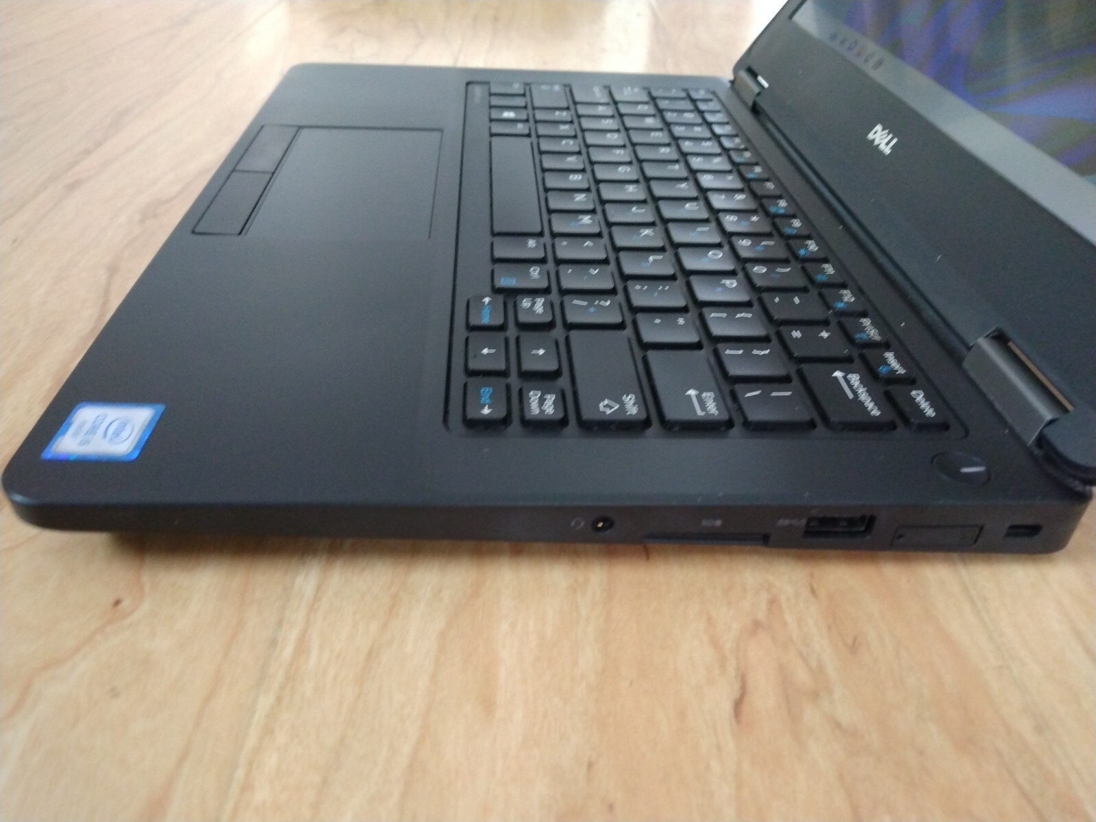 Used Dell Latitude E5270 Core i5 Wndows 11 512gb SSD Drive 16gb RAM laptop