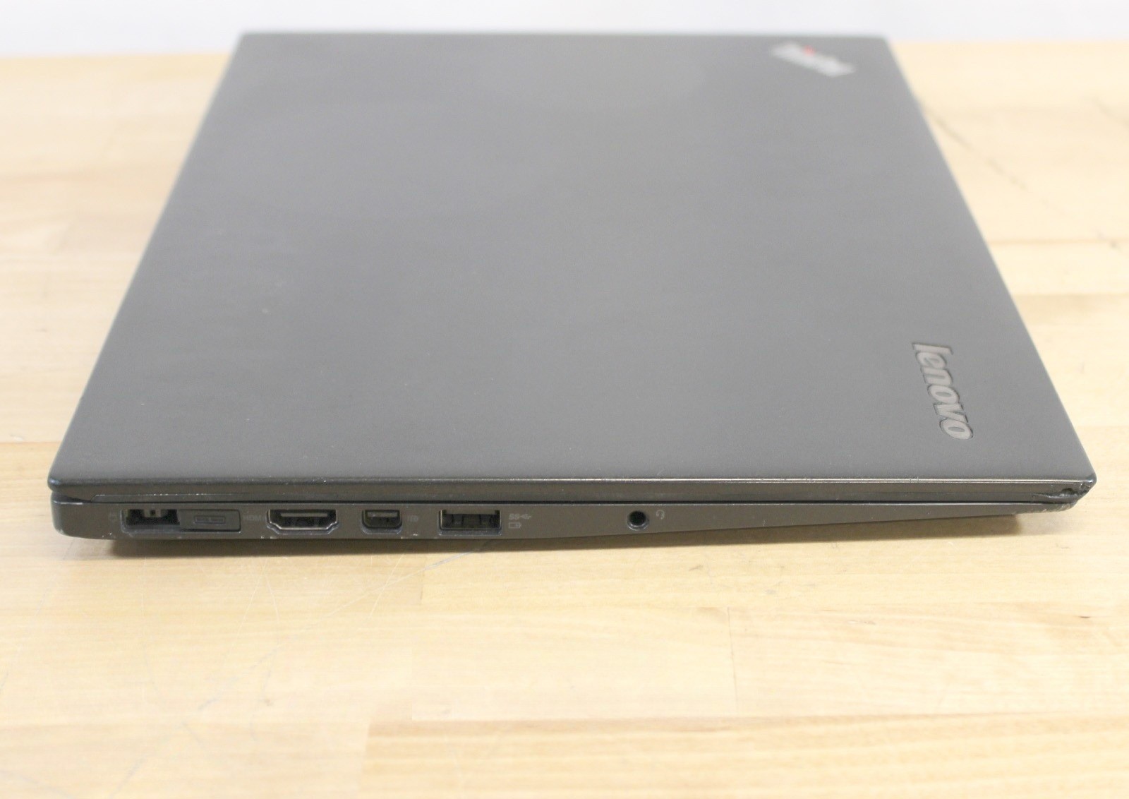 Lenovo ThinkPad X1 Carbon 2nd Gen i5-4300U 4GB No Drive No Speakers LCD Marks