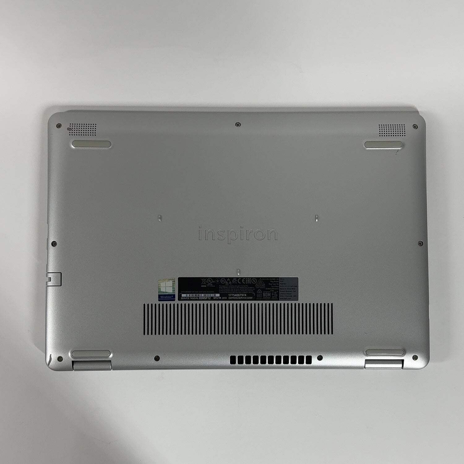 Broken Dell Inspiron 15 5584 15.6″ i5-8265U 1.6GHz 8GB RAM 256GB SSD READ
