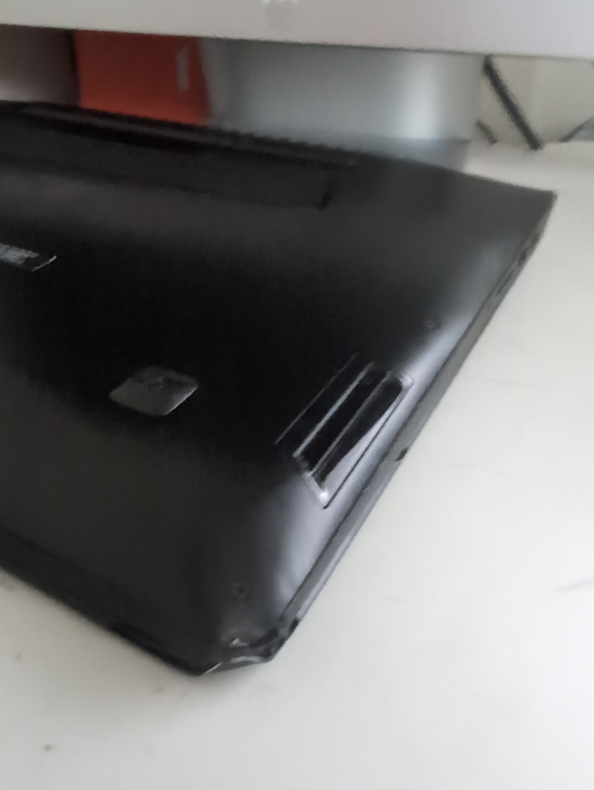 Lenovo Gaming IdeaPad Y700-15ISK Laptop I7-6700HQ Nvidia 960 4GB VRAM 8GB RAM