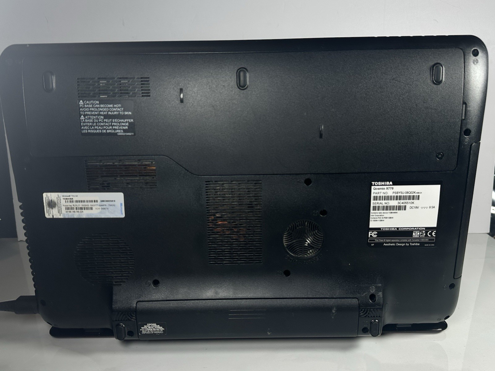 Toshiba Qosmio X770 17” i7-2670QM 8GB Boots BIOS No HDD OEM Charger VG+