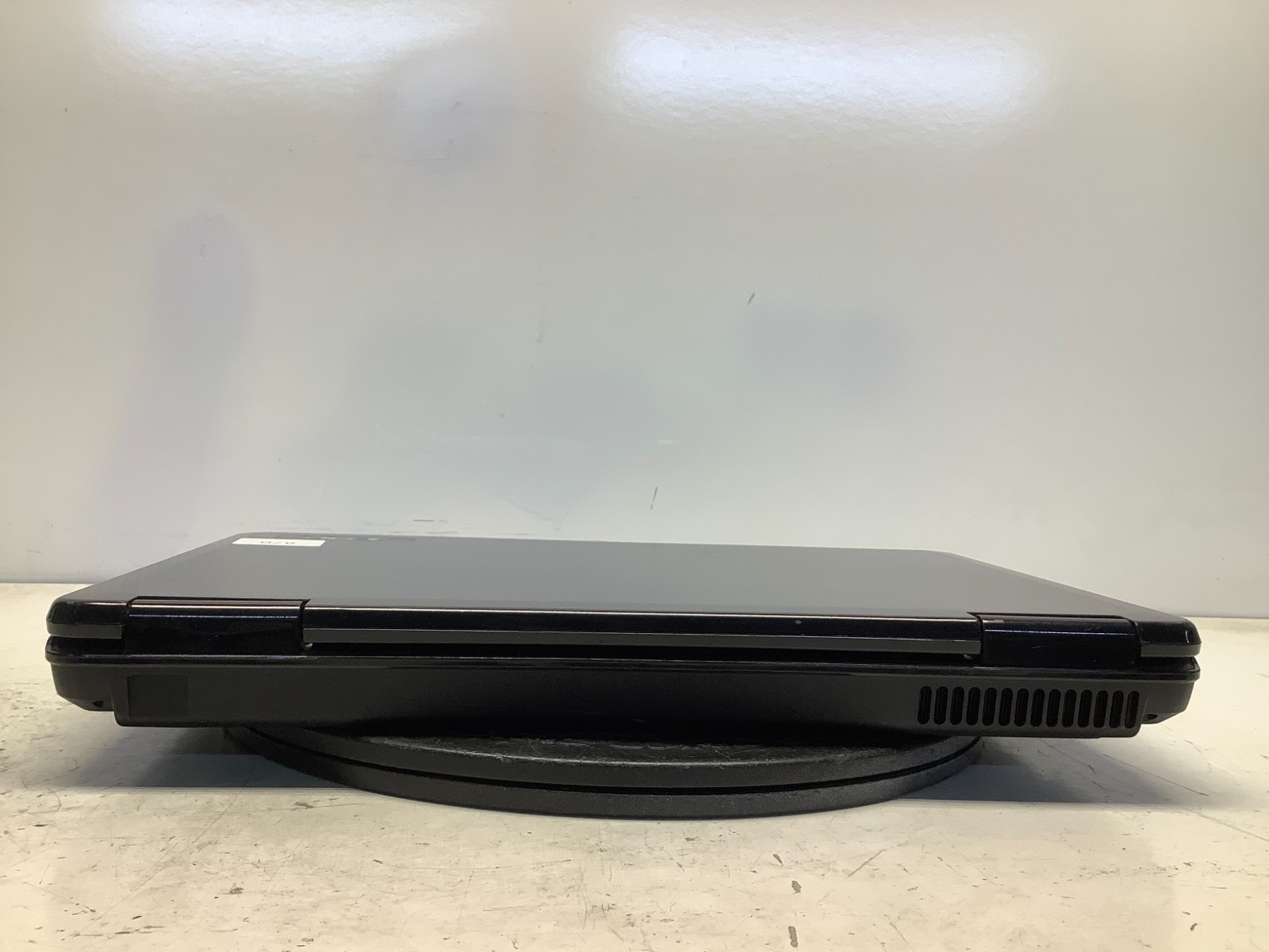 Acer 5517-1643 AMD Athlon 64 X2 TK-42 1600MHz 3 GB NO HDD – READ