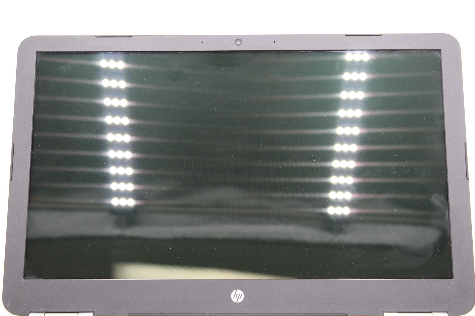 HP Pavilion 15.6in 1 TB HD 8 GB RAM AMD A9-9410 30 day warranty No OS