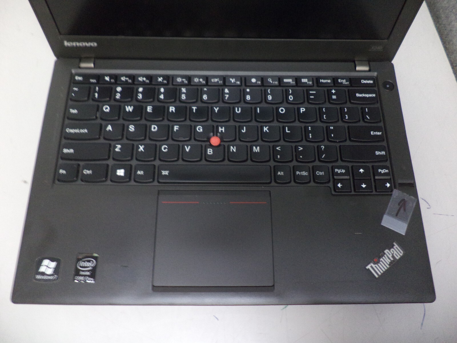 Lenovo ThinkPad X240 12.5″ i7-4600U 2.1GHz 8GB/320GB Webcam Laptop [No OS/AC]