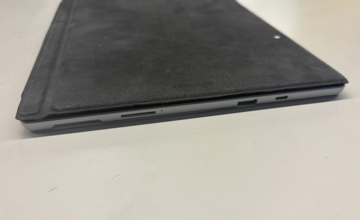 Microsoft Surface Pro 7+ 12.3″ – i5 2.40GHz/8GB/128GB w/Type Cover