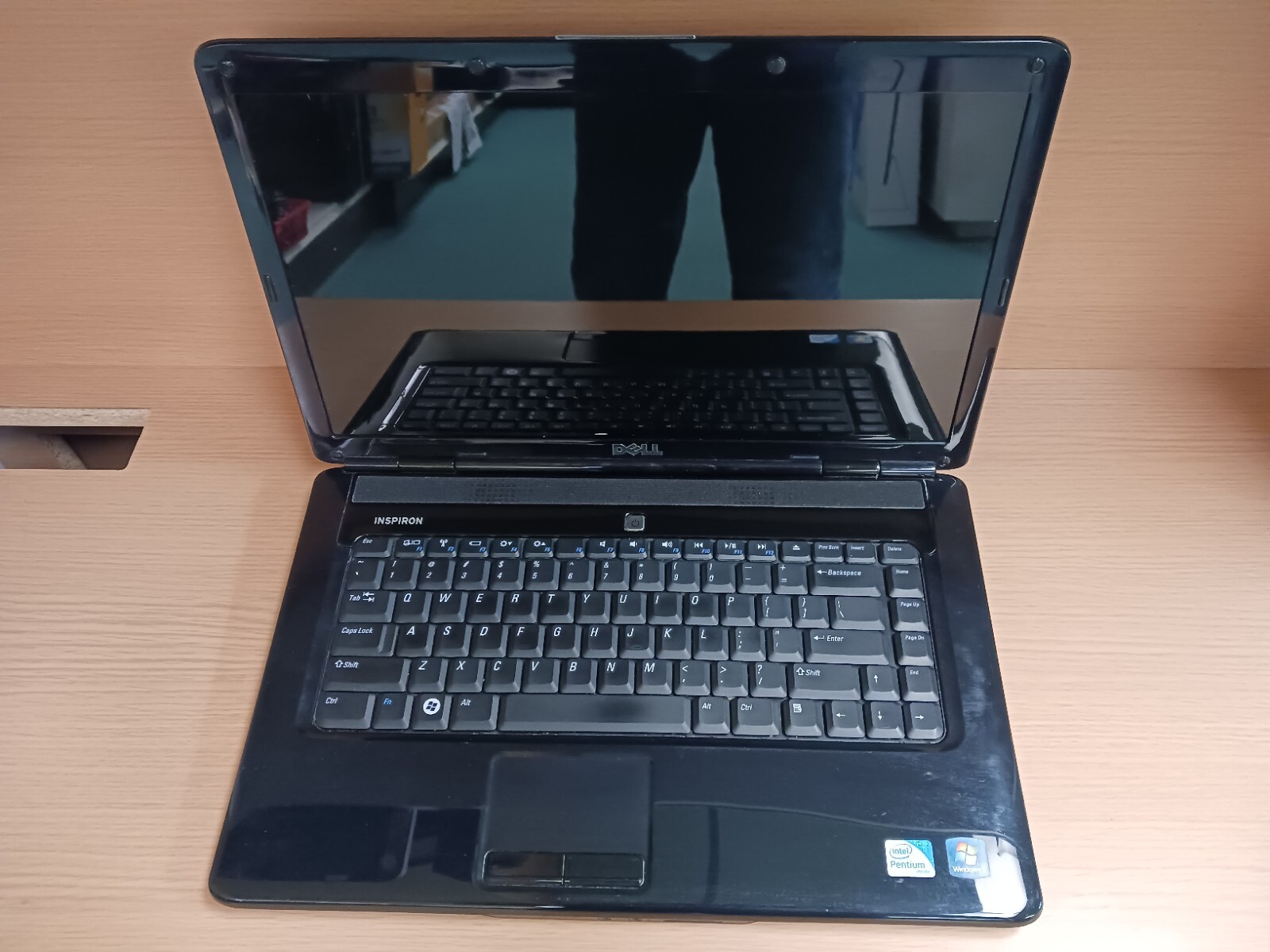 Dell Inspiron 1545 Laptop No Battery/Charger/HD/OS Intel Pentium CPU, 3 GB RAM