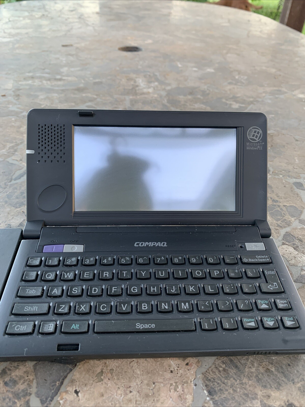 Rare Vintage COMPAQ C120+ Palmtop Mini Pocket PC PDA Retro Laptop With Charger