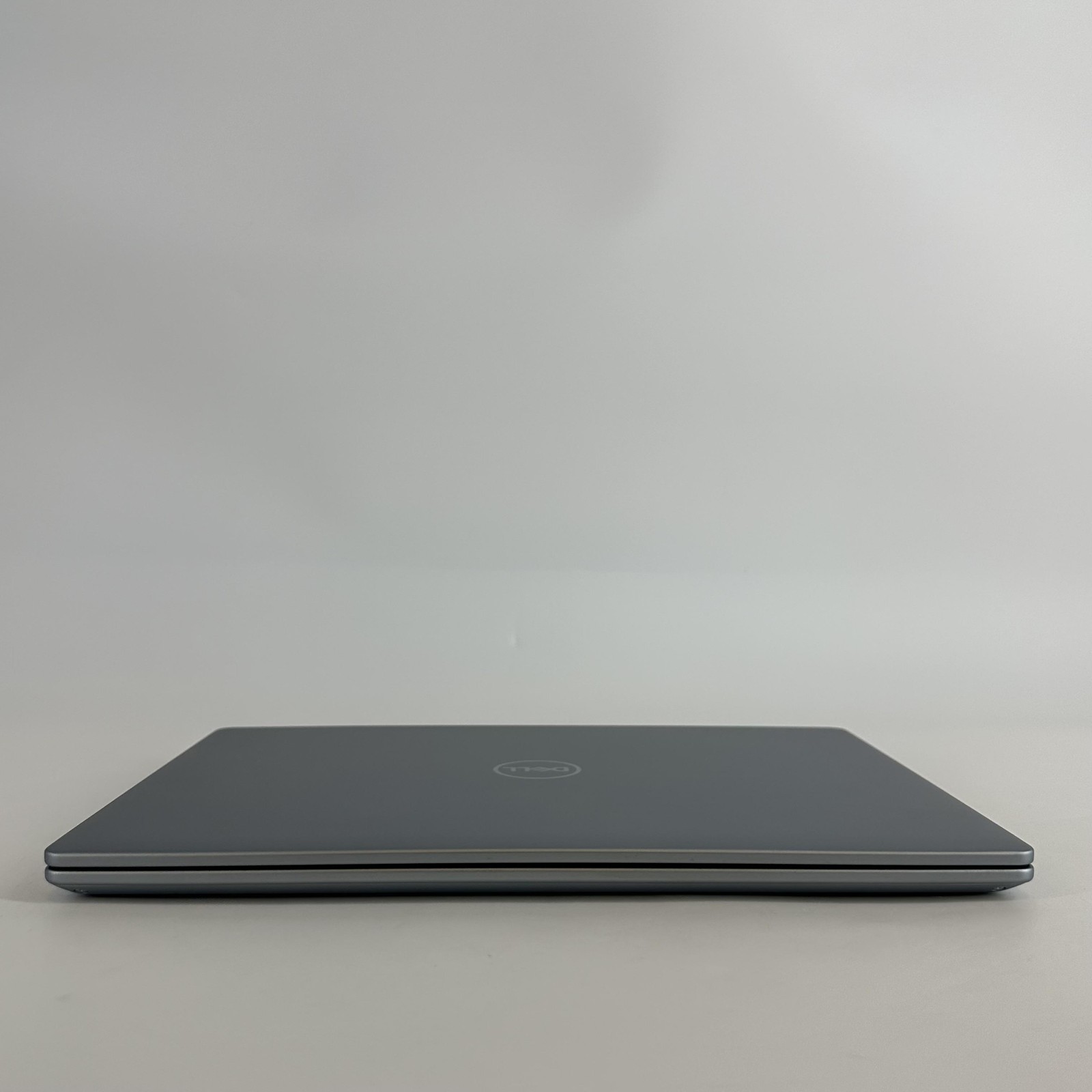 Dell Inspiron Plus 7440 14 QHD+ 3.8 GHz Ultra 7 155H 32GB 1TB SSD Excellent