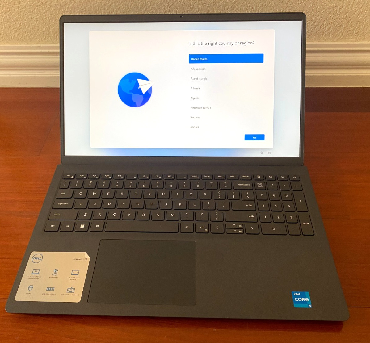 Dell Inspiron 15 3520 15.6” 8GB 256GB i5 11th Gen, 4.50 GHz (I3520-5810BLK-PUS)