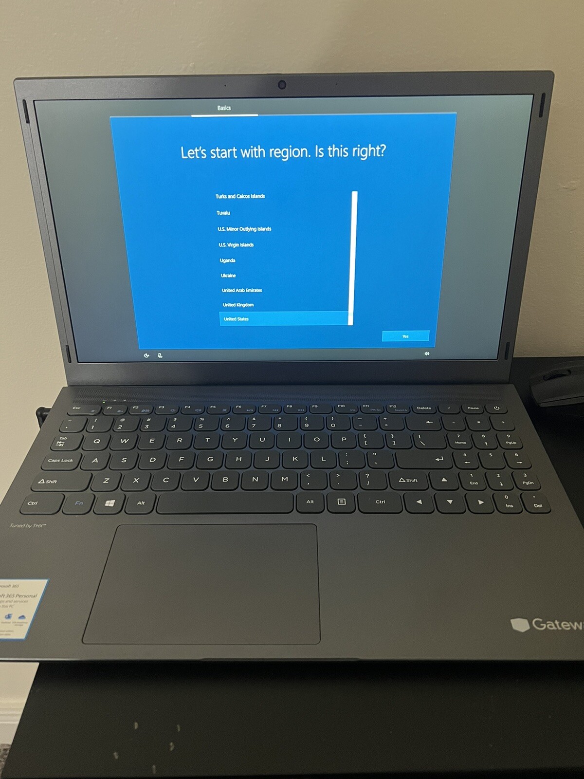 Gateway GWNC31514-BL 15.6” (128GB SSD Intel Core i3-1115G4 3GHz 4GB RAM) Laptop