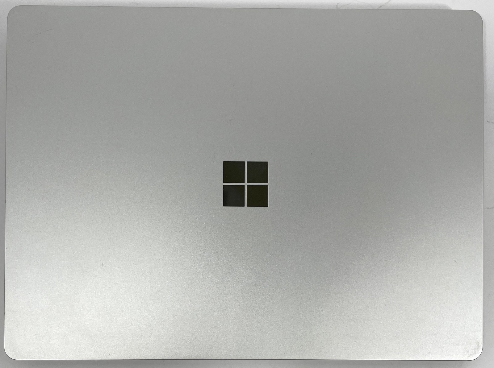 Microsoft Surface Laptop Go 2 2013 i5-1135G7 256GB SSD 16GB RAM – Windows 11 Pro