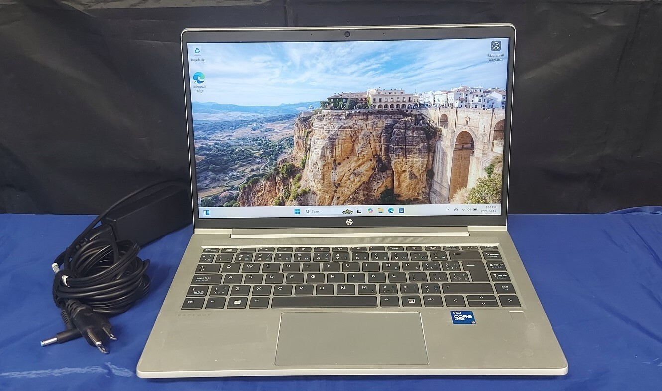 HP ProBook 640 G8 i5-1145G7 2.6GHz 32GB 512GB SSD 14” WiFi Windows 11 Pro