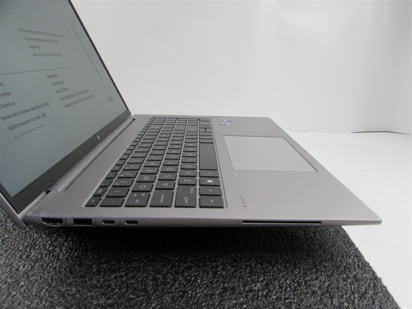 HP ZBOOK FIREFLY 16 (G9) 1920X1080 FHD I7-1265U 512GB SSD 16GB RAM NO O.S