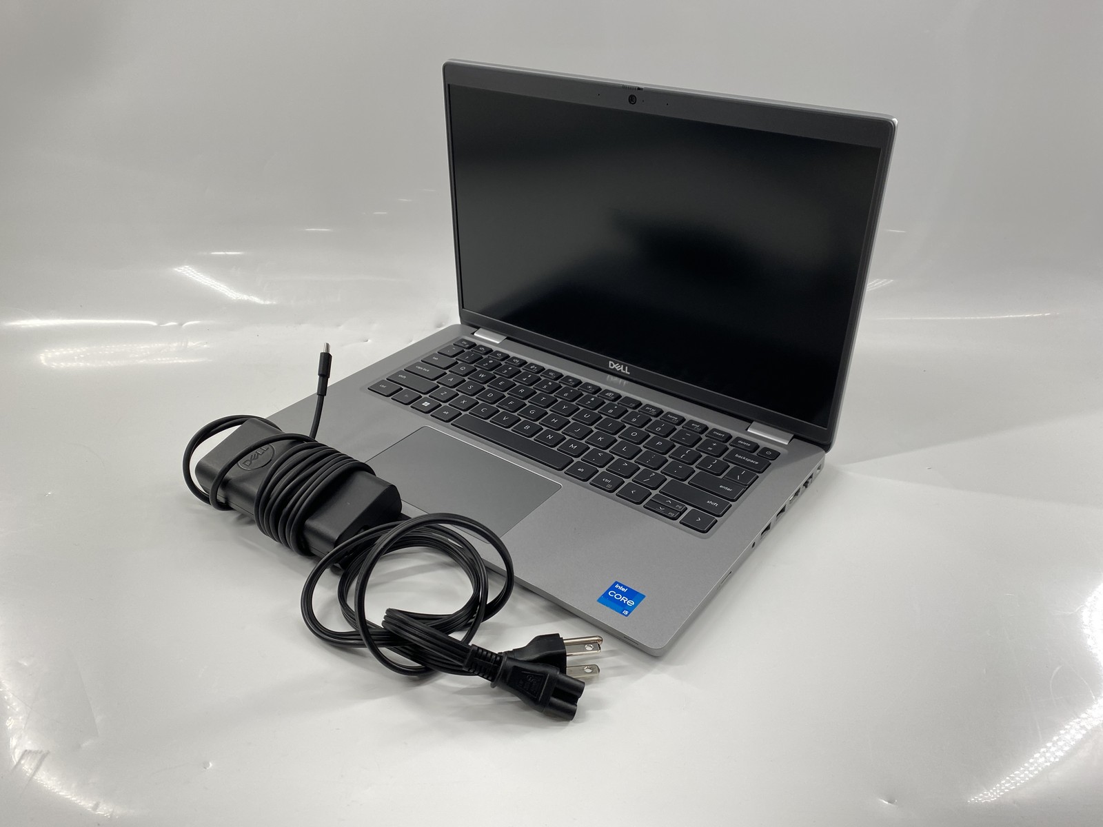 Dell Latitude 5430 14″ Core i5 | 16GB 512GB-SSD | Fair Condition*