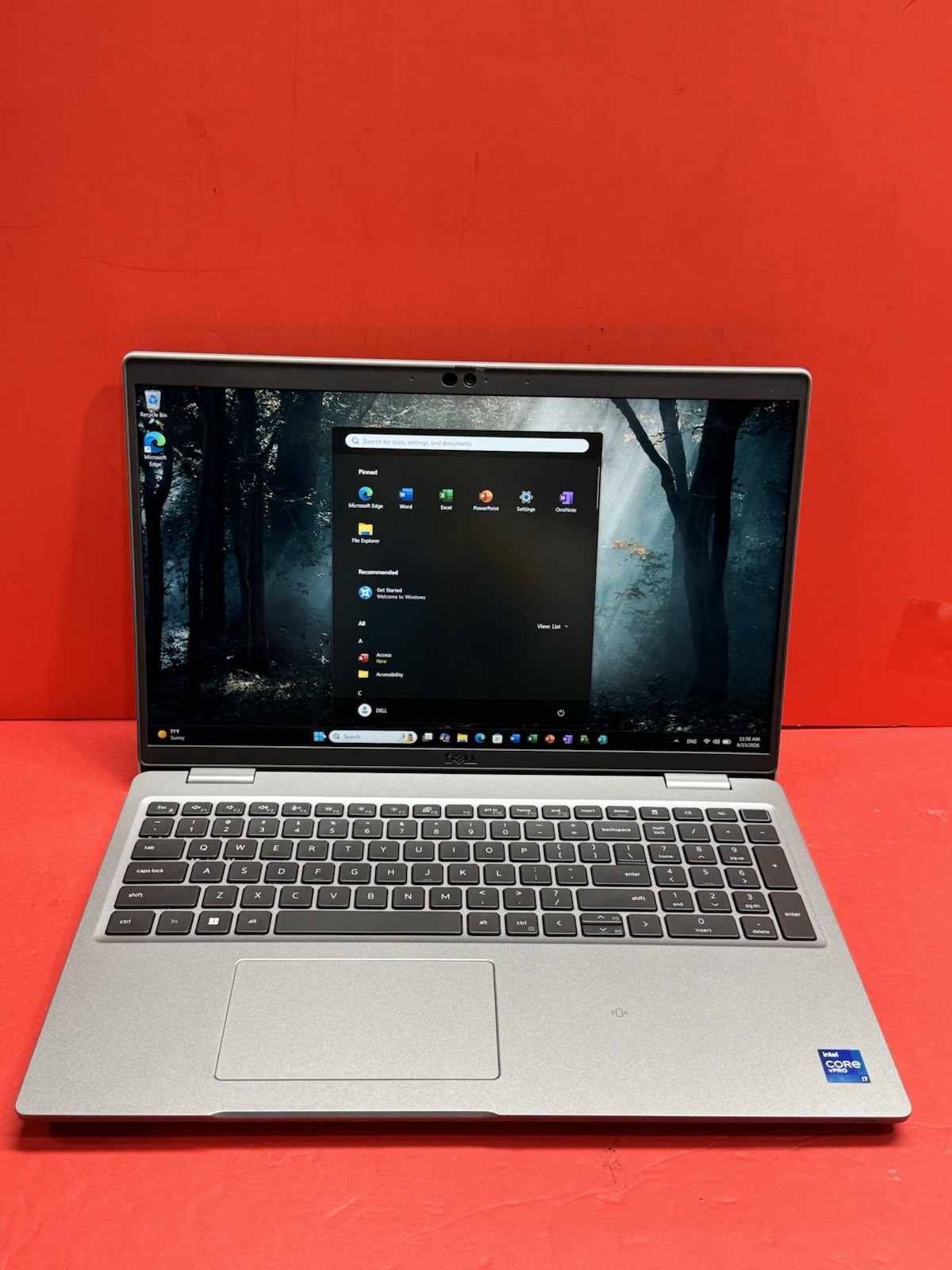 Dell Latitude 5520 15.4” 11th i7 3.0GHz 16GBRAN 512GBSD Windows 11pro