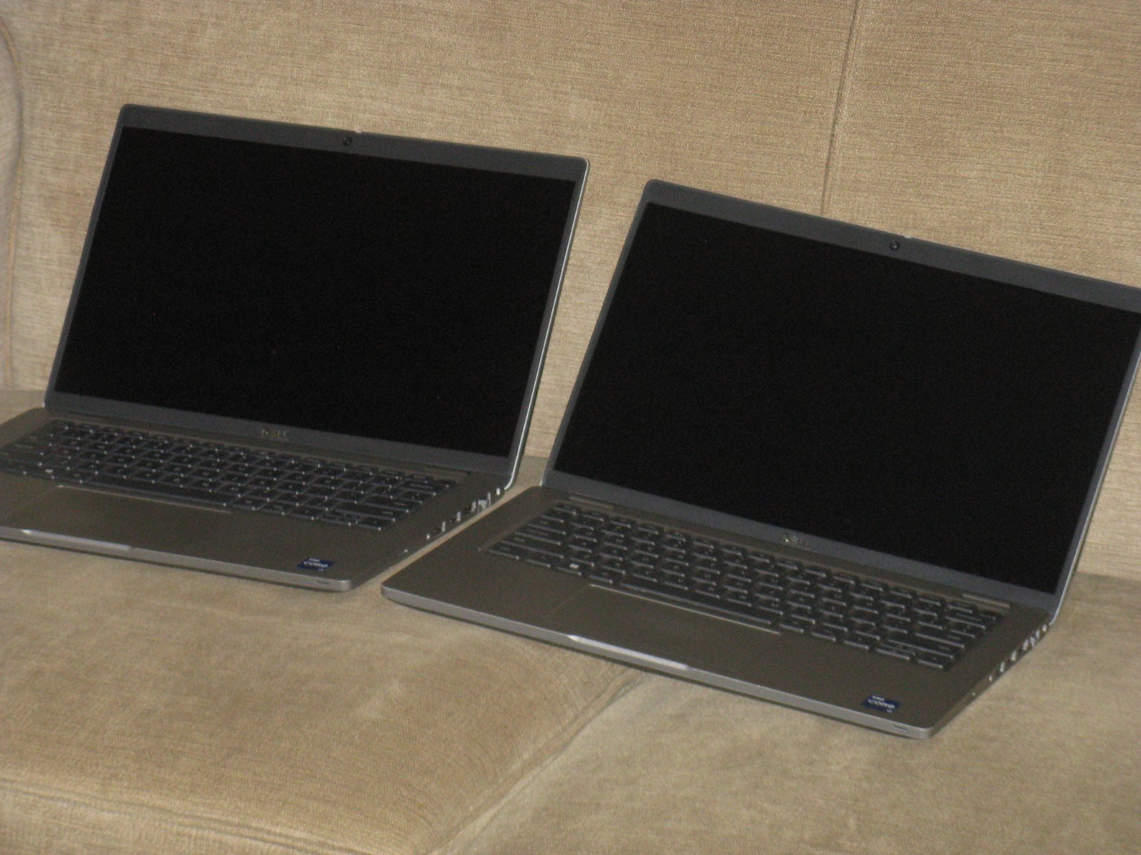 2x Lot Dell Latitude 5420 i7-1165G7 256GB NVMe 12GB FHD non-touch TB4 FP+SC IR
