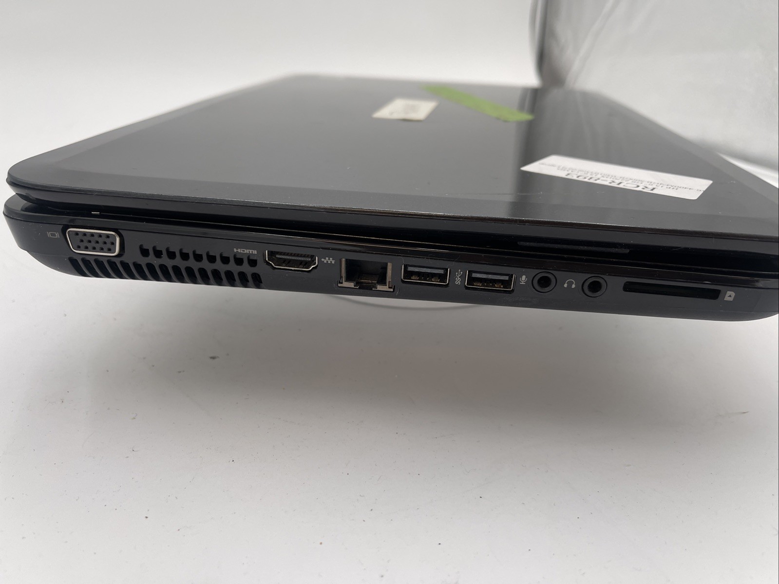 HP Pavilion Laptop AMD G6 4400M 4GB Ram – Power tested only – Sold As Is