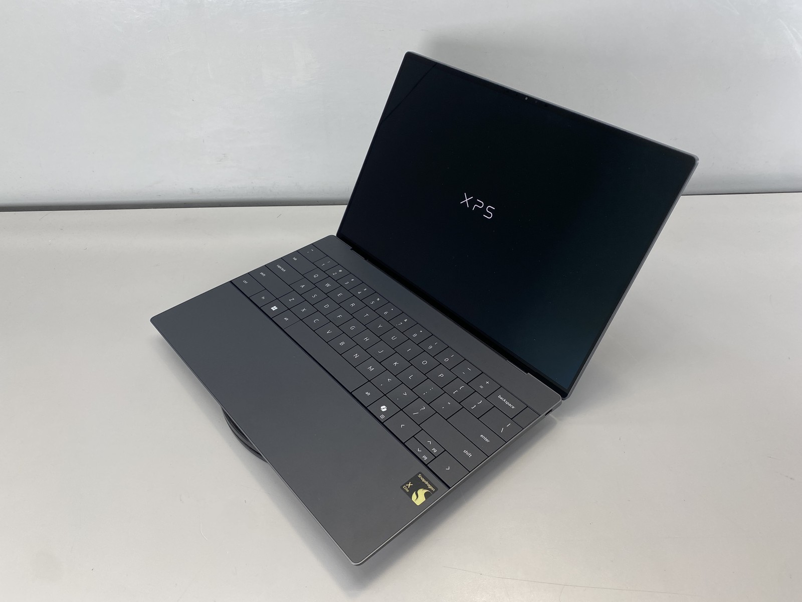 Dell Laptop XPS 13 9345 13.4″ Qualcomm Snapdragon X Elite X1E80100 1TB- Gray