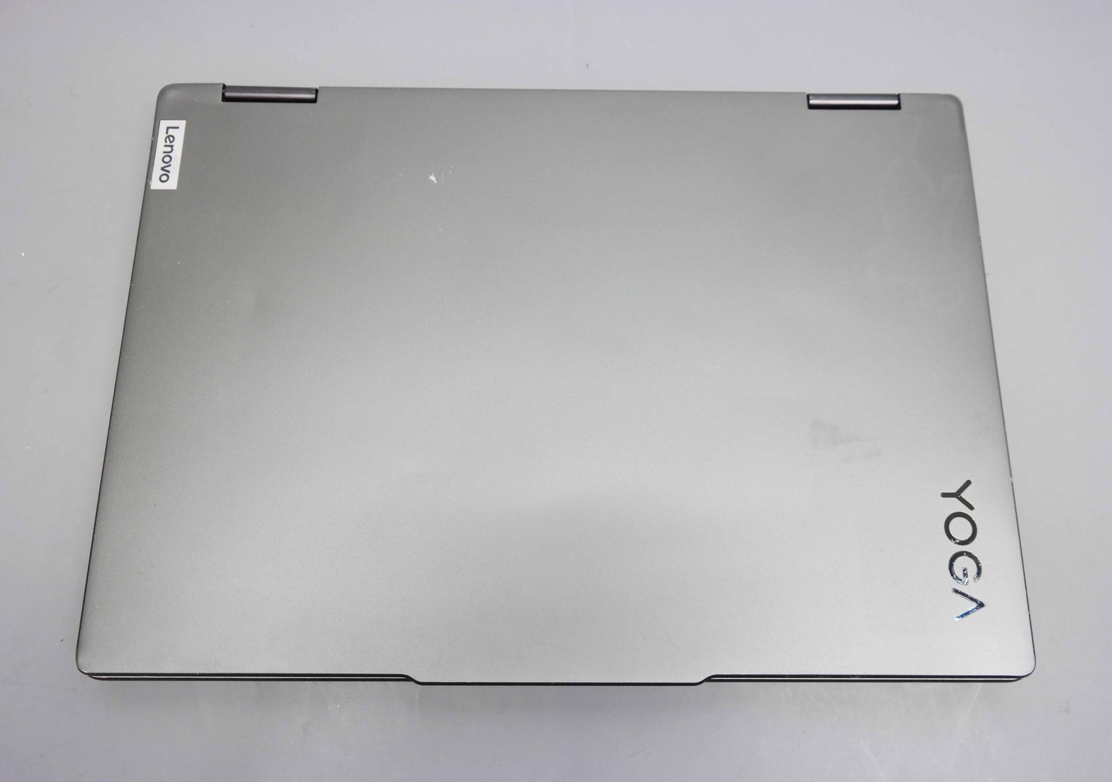 Lenovo Yoga 7i 2-in-1 14″ Core Ultra 7 155U 16GB 1TB SSD ISSUE