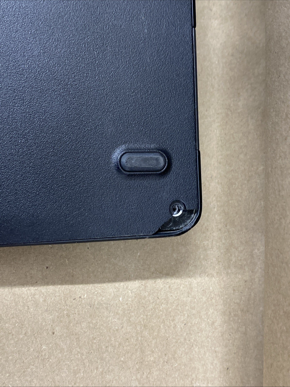 Dell Latitude 5590 – 15″ 1920×1080 – i7-8650U – 8GB – 128GB SSD – Win 10 Pro
