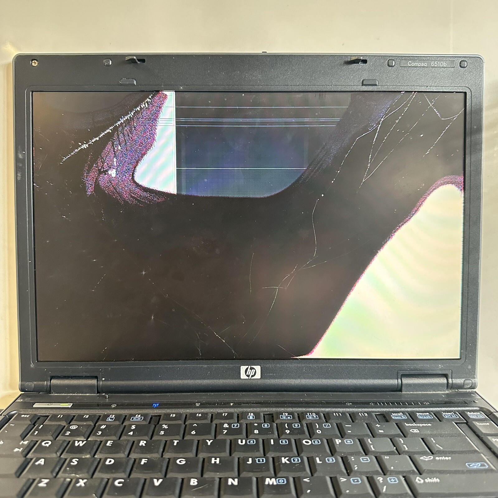 14.1” HP Compaq 6510b Laptop Intel Centrino Duo No HDD No RAM Scraps/Salvage