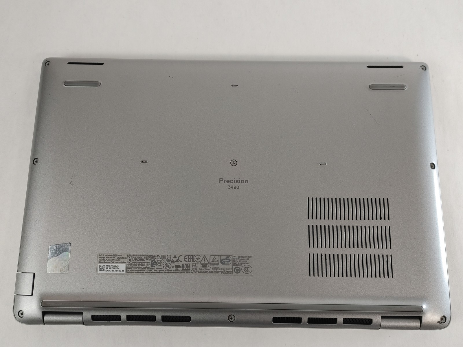 Dell Precision 3490 Core Ultra 7 165H 1.40 GHz 16 GB DDR5 256 GB NVMe Windows 11
