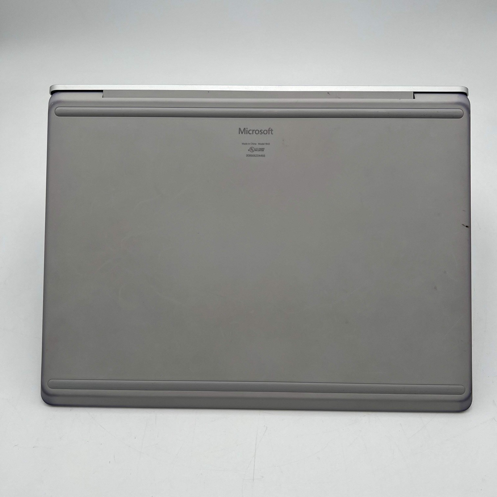 Microsoft Surface Laptop Go 1943 2020 12-inch Core i5 4GB RAM 64GB Silver