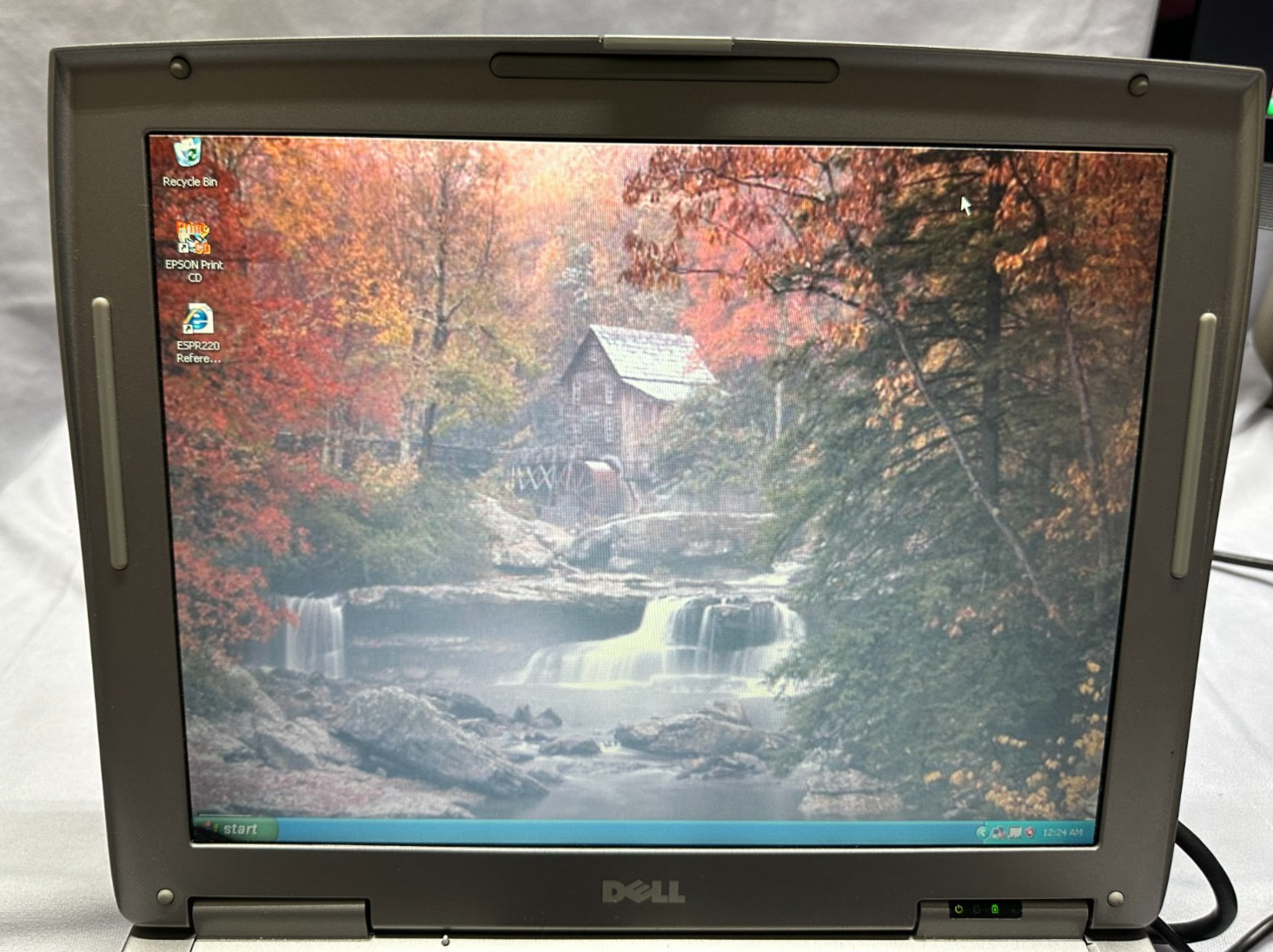 Vintage Dell Latitude D505 Laptop Windows XP – 1.49GHz,512MB of RAM-used/works