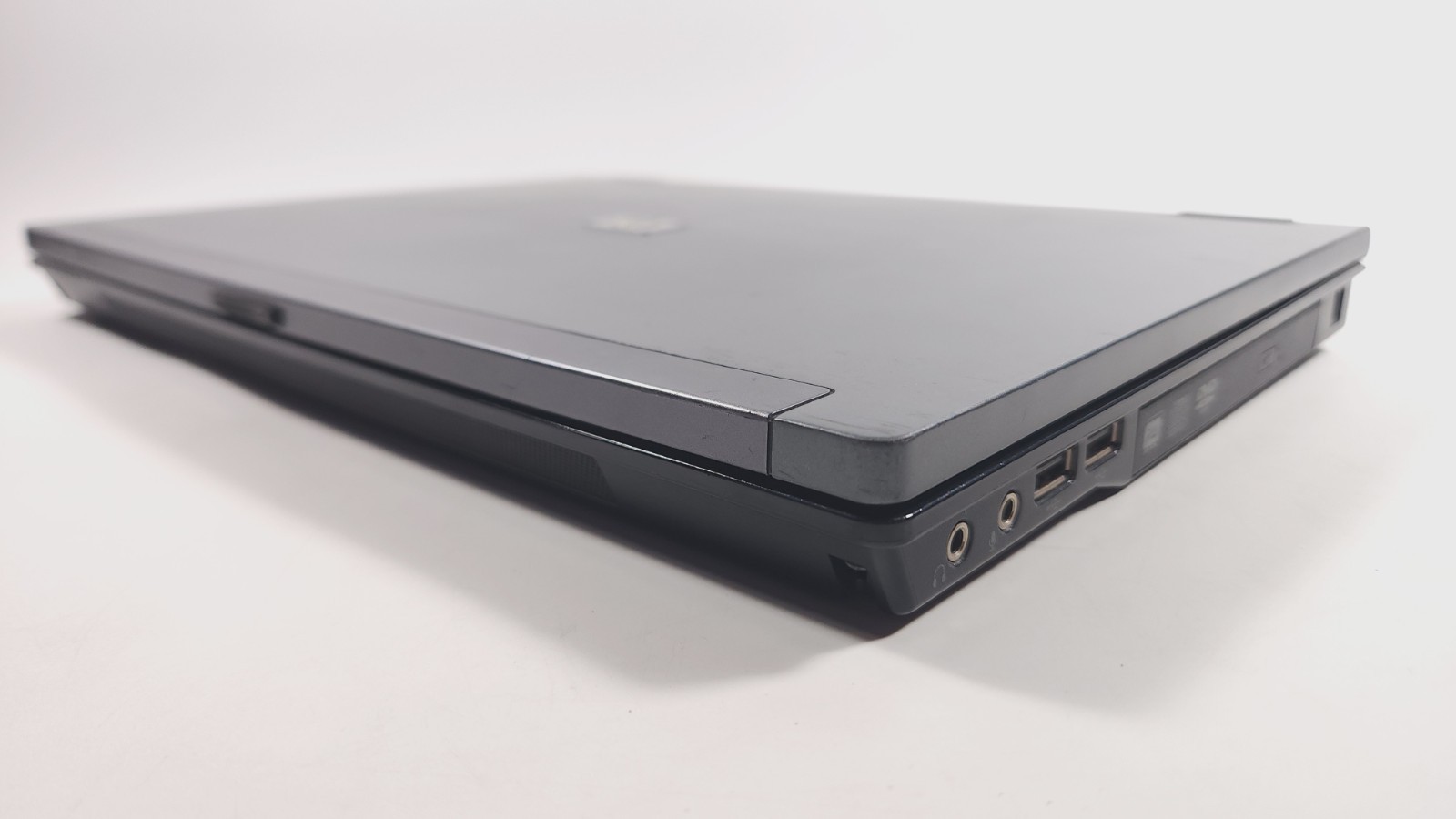 Retro Gaming Laptop HP Compaq 8510P Intel 2.4GHz 4gb RAM 150gb HD Windows XP Pro